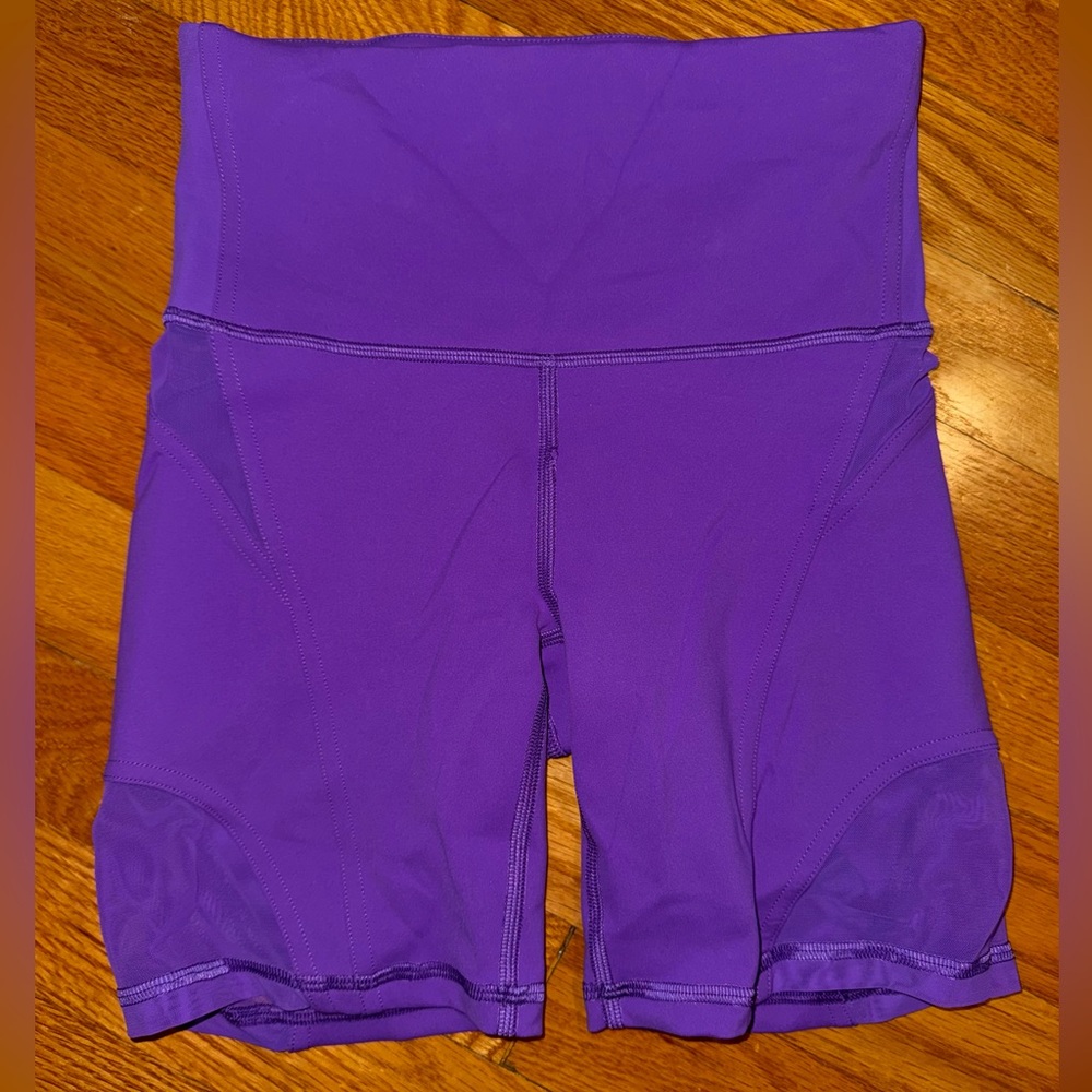 Purple Lululemon biker shorts Size 2 no damage #yoga #athleisure